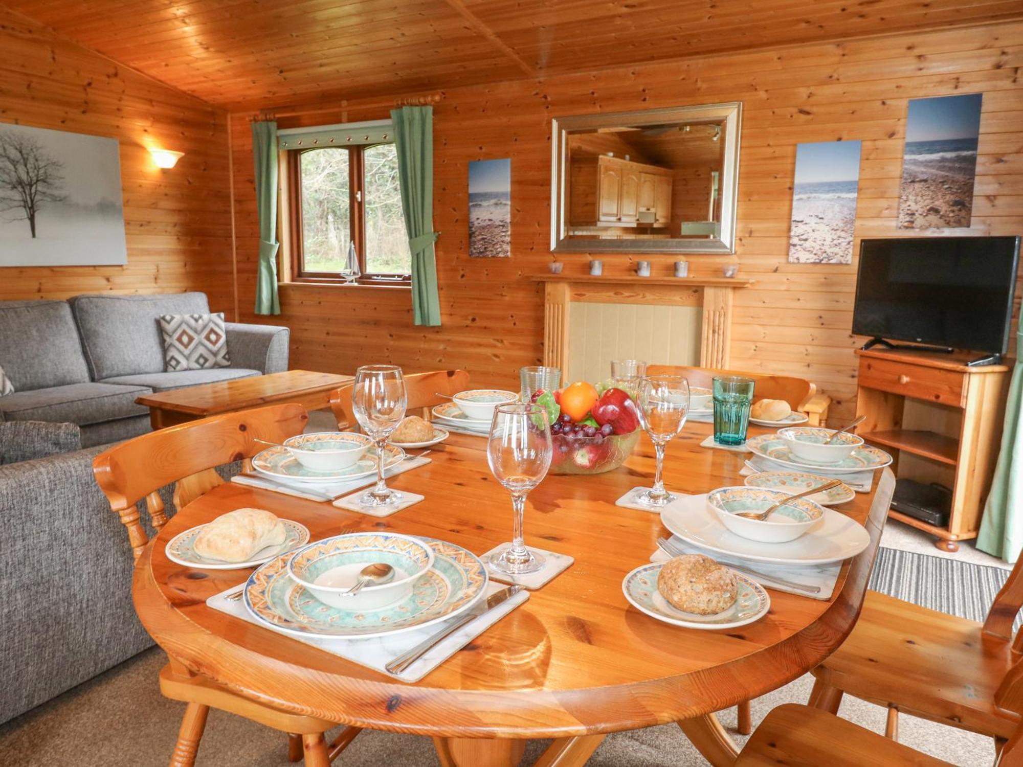 16 Amber Wood Lodge Лимингтън Екстериор снимка