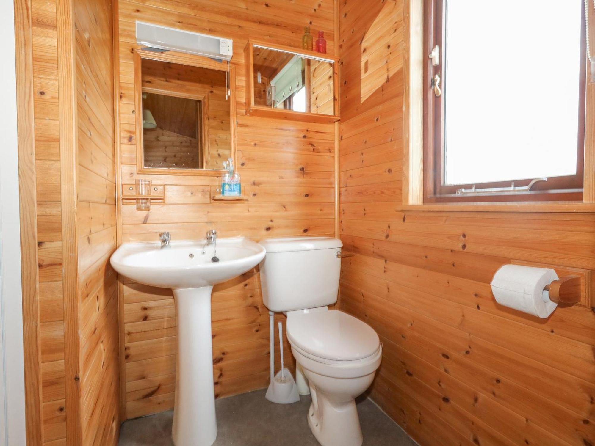 16 Amber Wood Lodge Лимингтън Екстериор снимка
