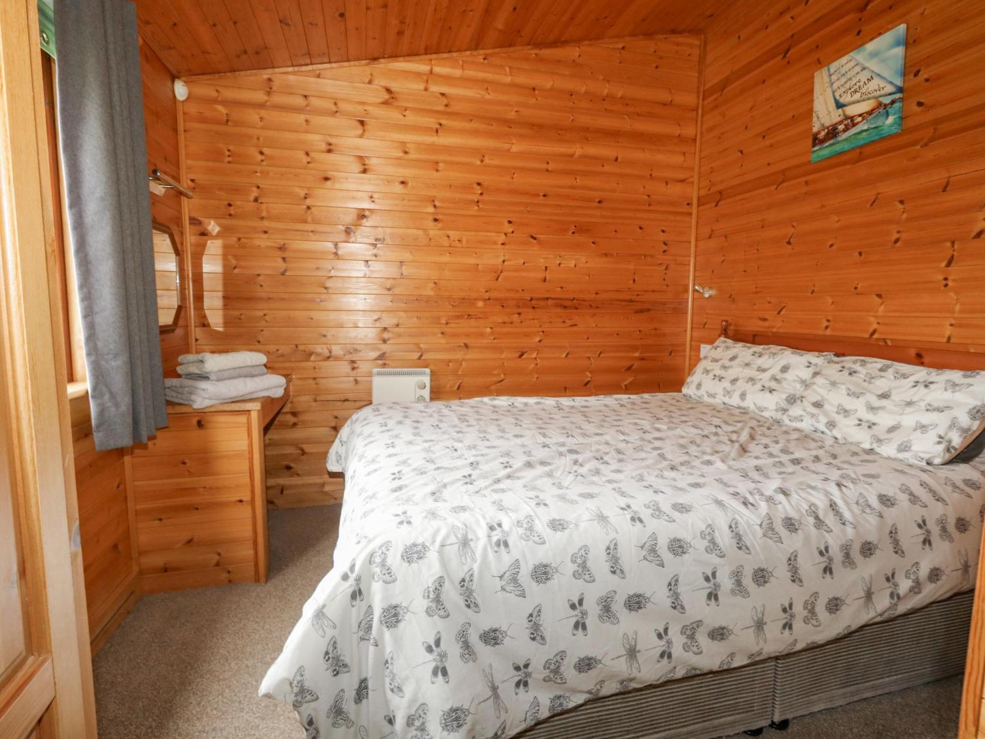 16 Amber Wood Lodge Лимингтън Екстериор снимка
